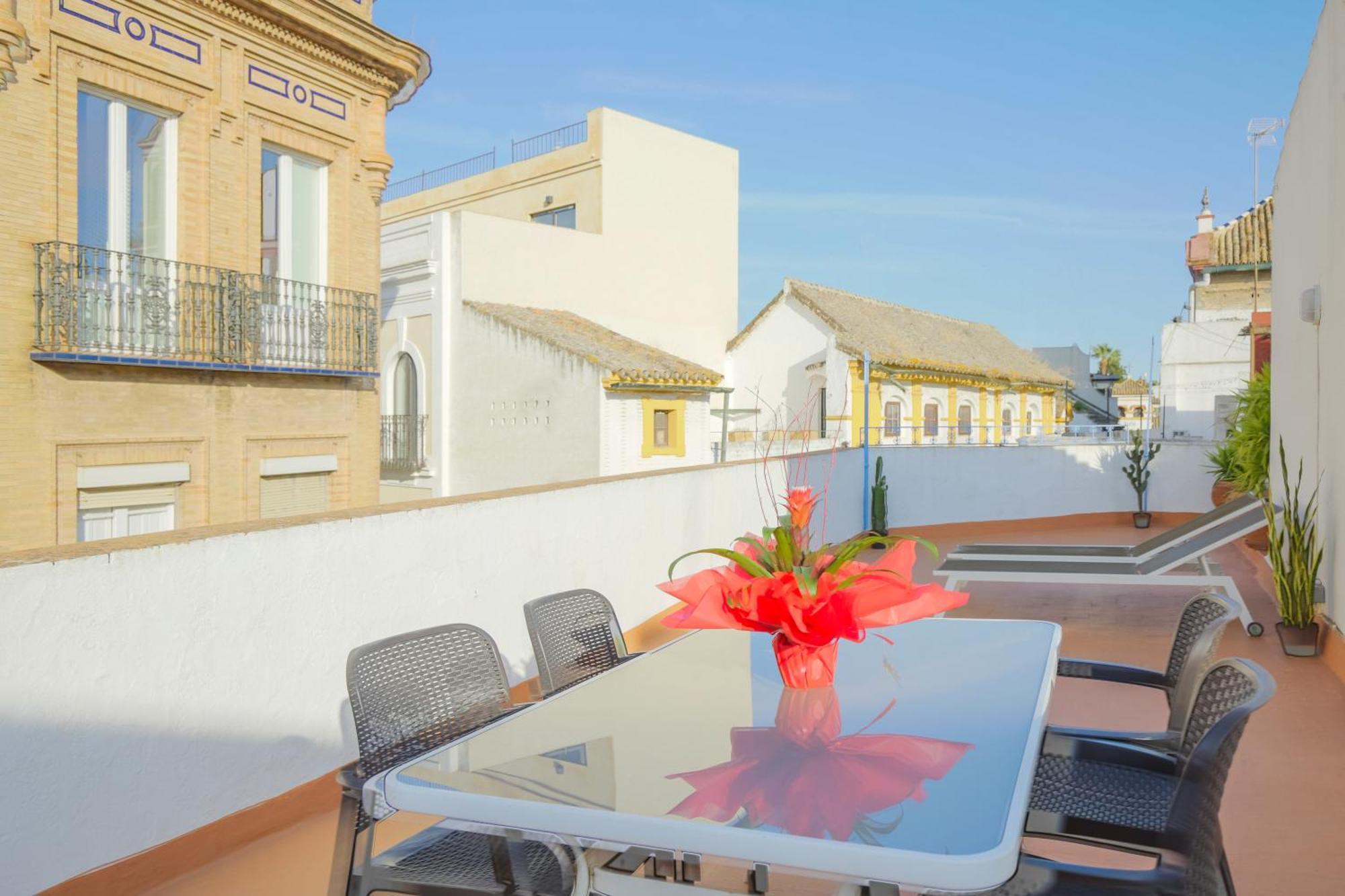 Descubrehome Santa Cruz Private Terrace With Giralda Views Sewilla Zewnętrze zdjęcie